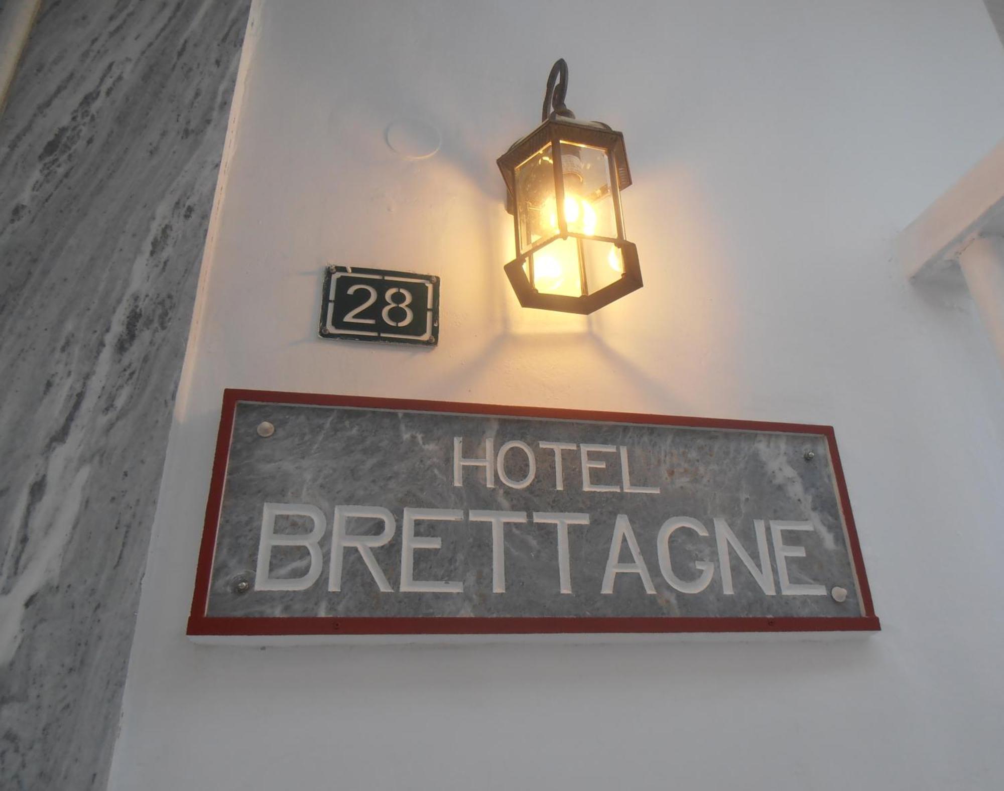 Hotel Bretagne Loutráki Exterior foto